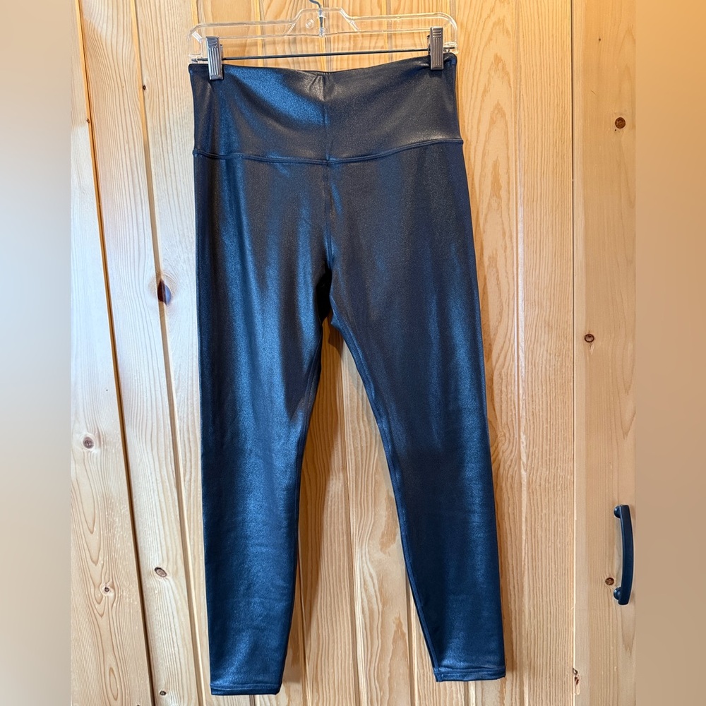 ATHLETA LEGGING - ELATION HIGH RISE TIGHT WITH SHIMMER LOOK